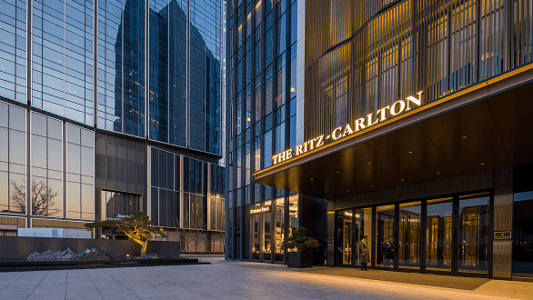 丽思卡尔顿酒店